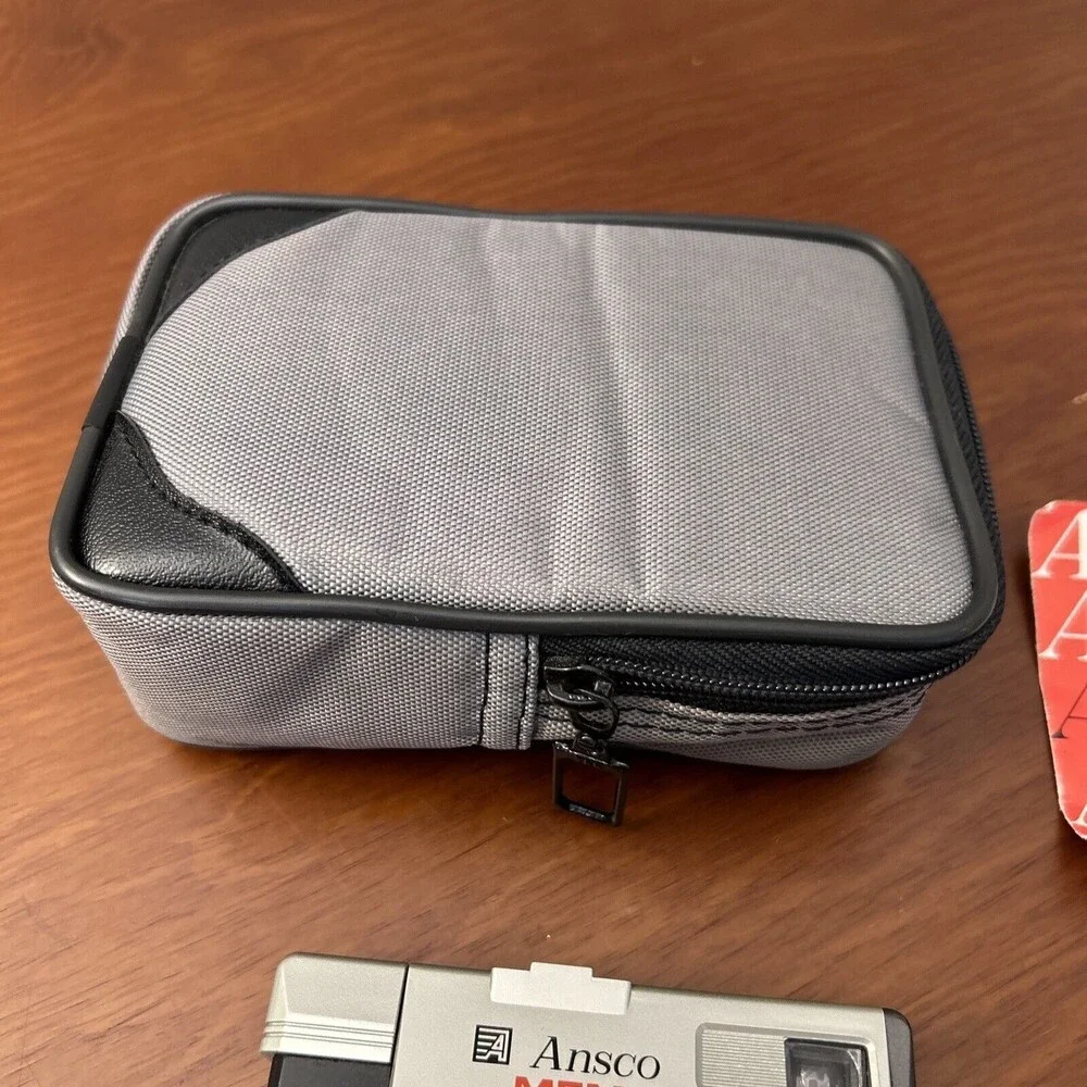 Ansco MEMO Disc HR10 Vintage Compact Pocket Film Camera 12.5mm f/4 lens extras